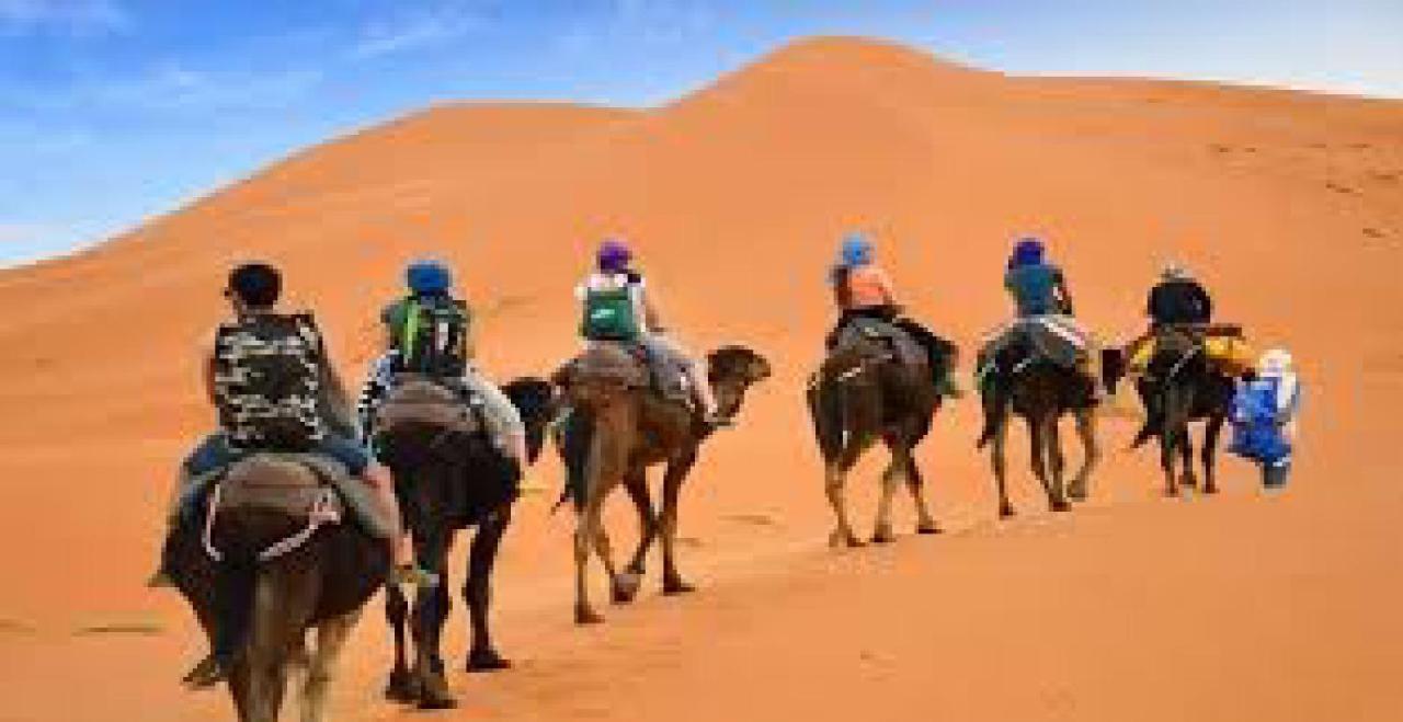 Les Pyramides Hotel Merzouga Buitenkant foto
