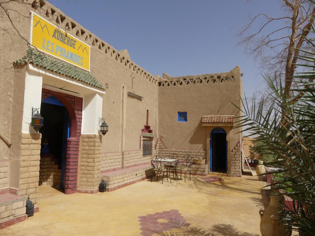 Les Pyramides Hotel Merzouga Buitenkant foto