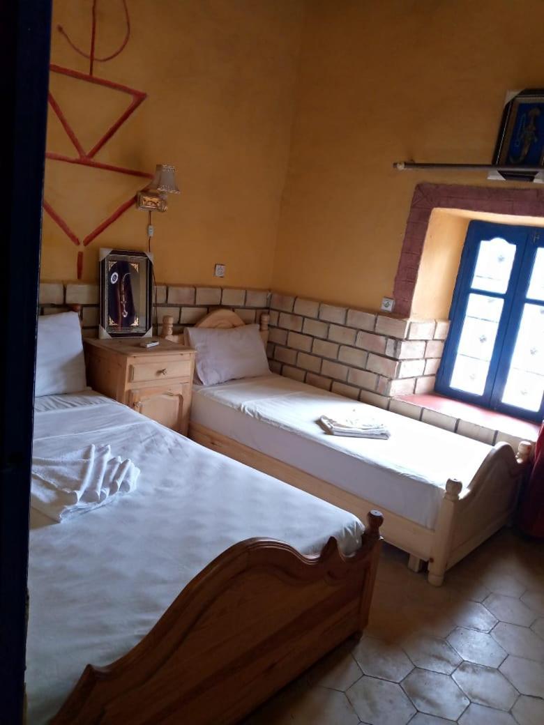Les Pyramides Hotel Merzouga Buitenkant foto